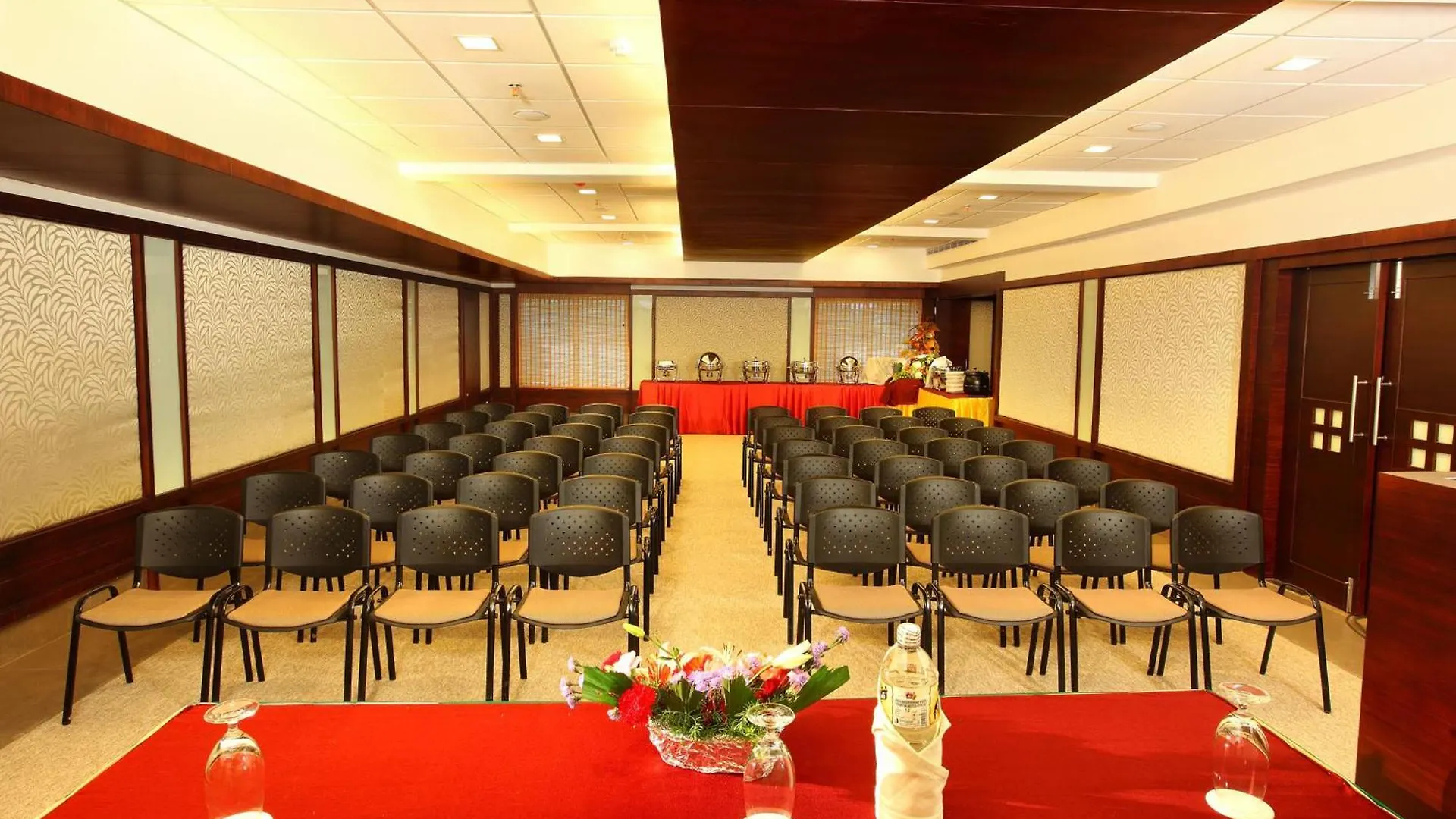 Hotel White Gate Residency Vaikom